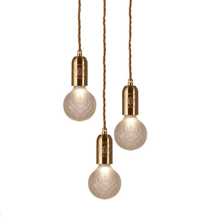 CRYSTAL BULB (3) LEE BROOM