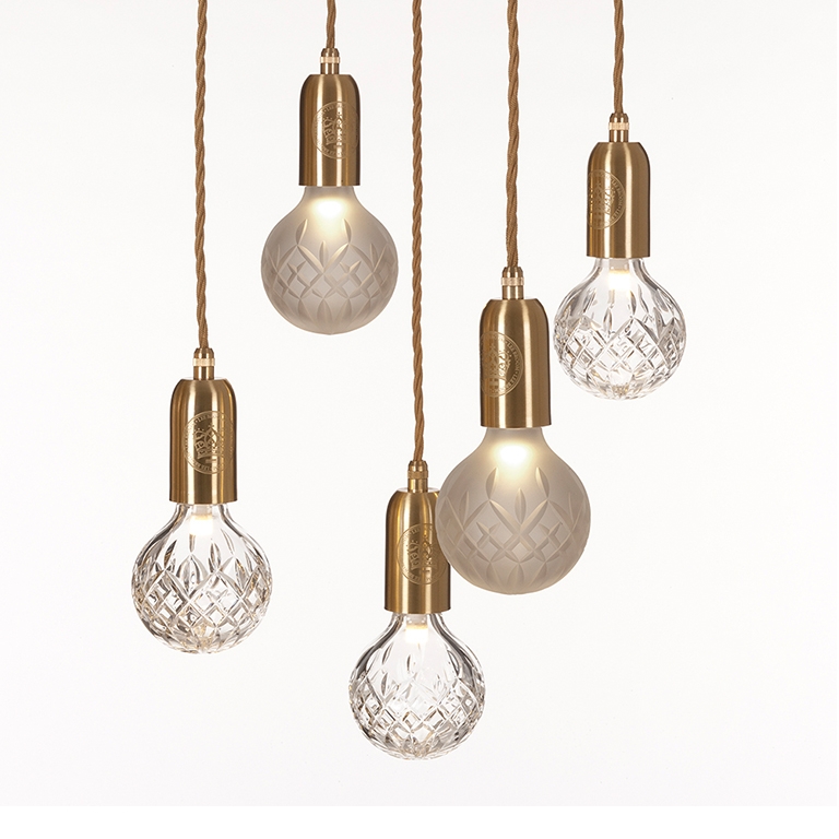 CRYSTAL BULB (5) LEE BROOM