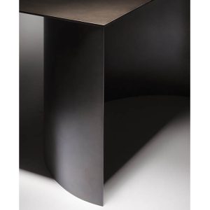 Plateaux of Mirror DeCastell