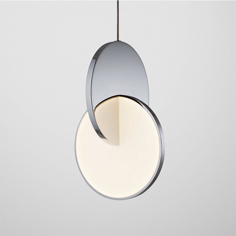 ECLIPSE LEE BROOM