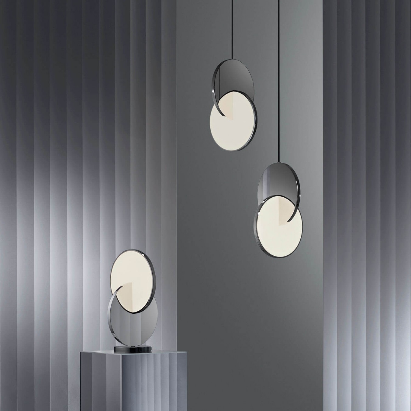 ECLIPSE LEE BROOM