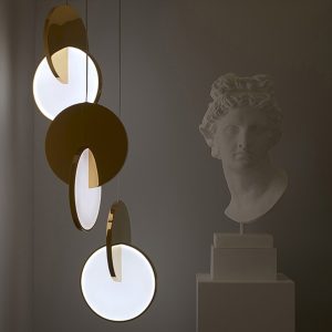 ECLIPSE LEE BROOM