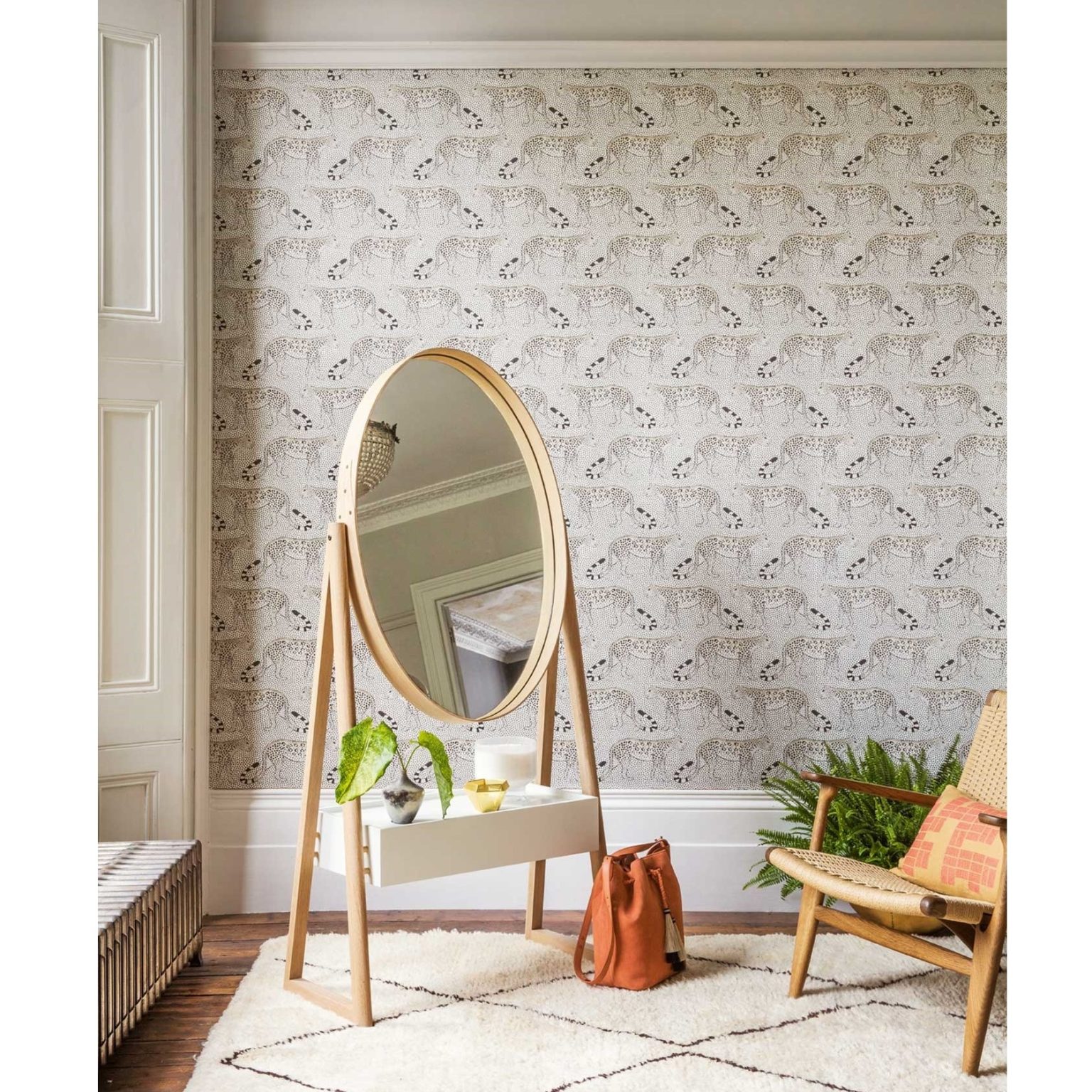 LEOPARD WALK TAPETA COLE&SON