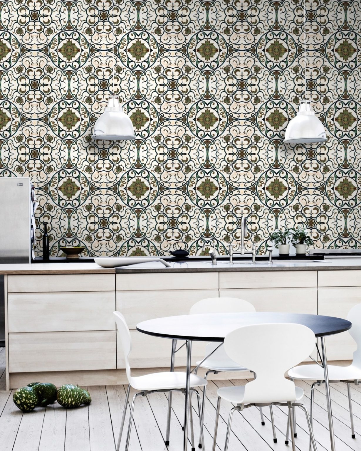 ORGANIC TILE TAPETA MIND THE GAP