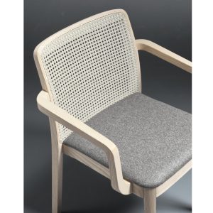 URBAN 12C FOTEL VERY WOOD